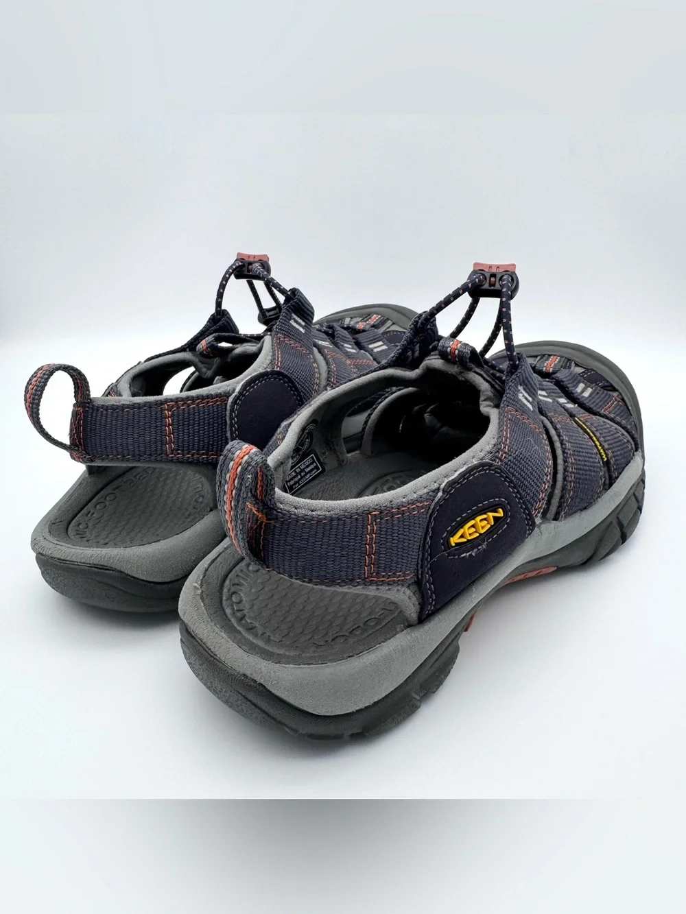 KEEN Newport H2 India Ink Rust Waterproof Hiking Sandals Men's Size 9